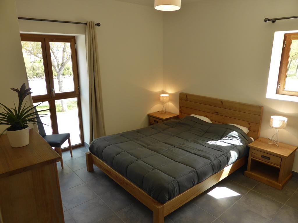 Camping Lou Gourdan Hotel Puget-Théniers Eksteriør billede